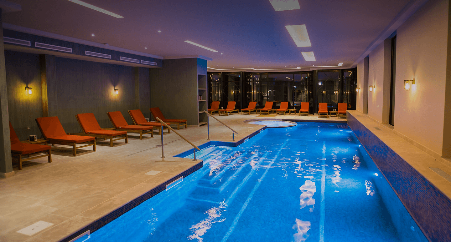 Piscine publique intérieure